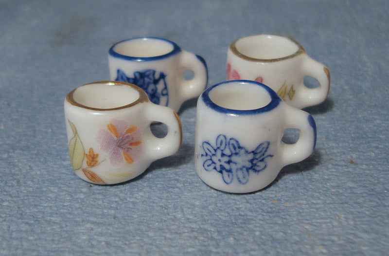 Set van 4 mokken