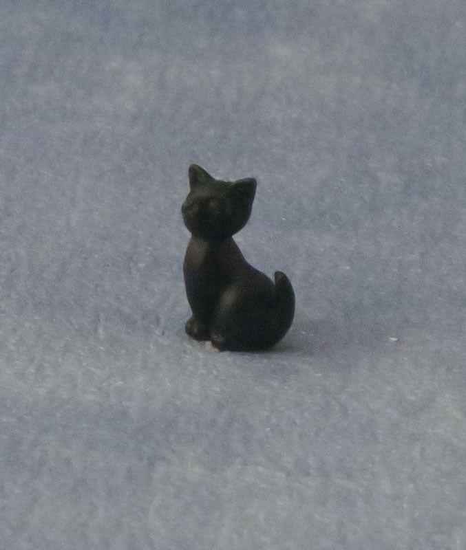Zwart zittende kitten, 6 stuks