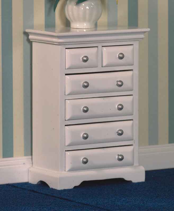Witte kast met 6 laatjes