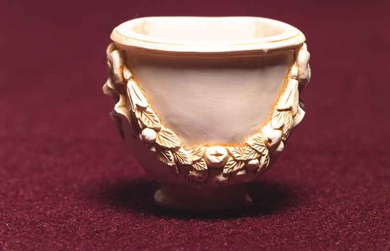 plantpot in creme, platte achterkant