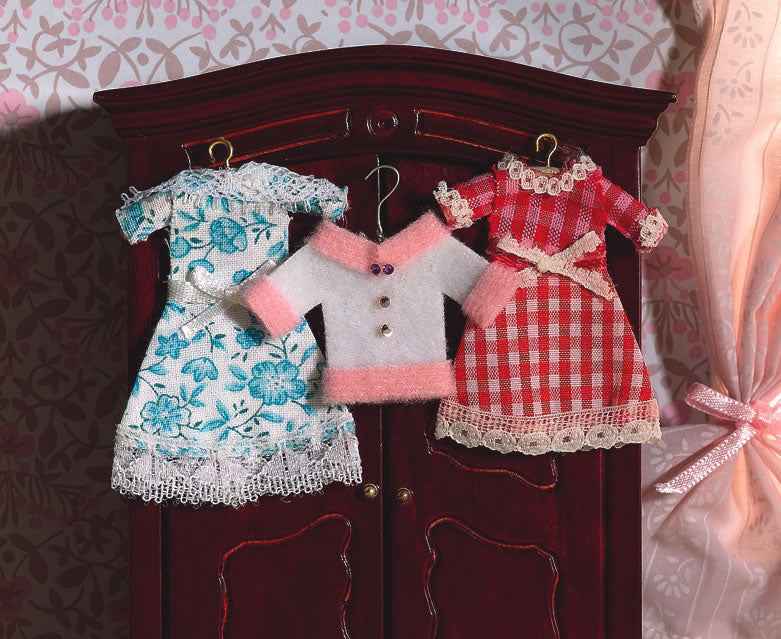 Meisjes kleding, 4 stuks
