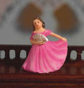 beeldje in ballerina met roze