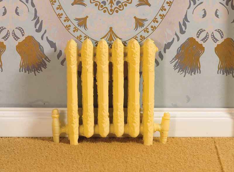Cream ijzeren radiator