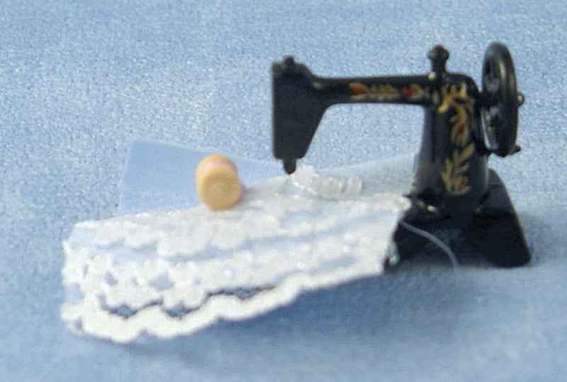 Tafelnaaimachine met materialen