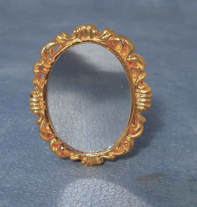 Antieke gouden spiegel