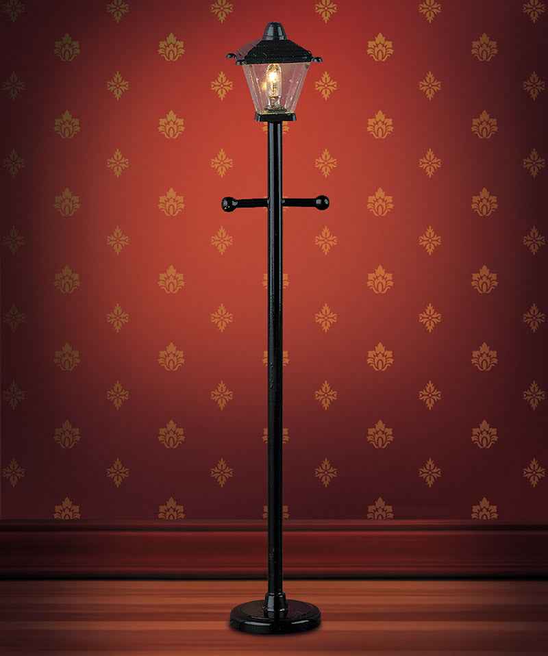 Zwarte straatlantaarn