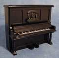 Zwarte piano