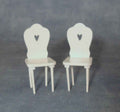 Witte stoelen, met hart, 2 stuks