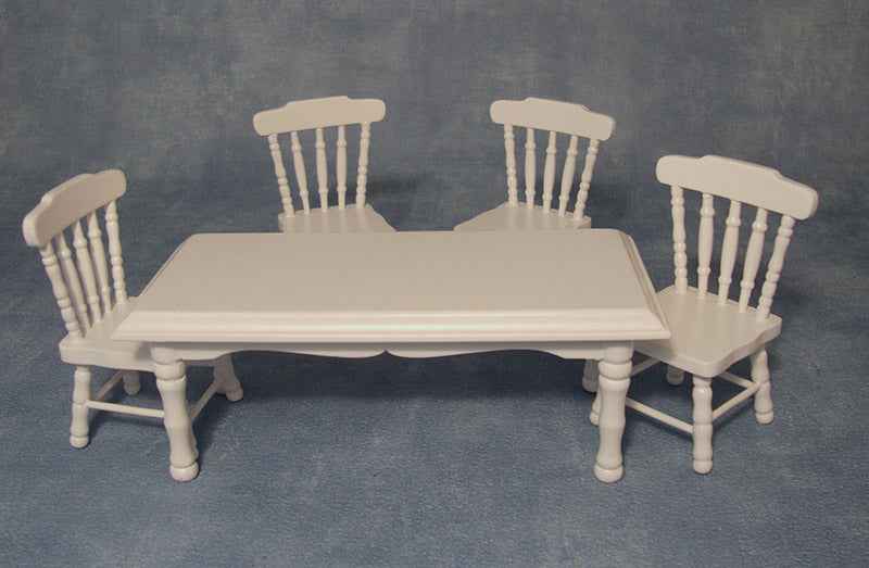 Witte keuketafel met 4 stoelen