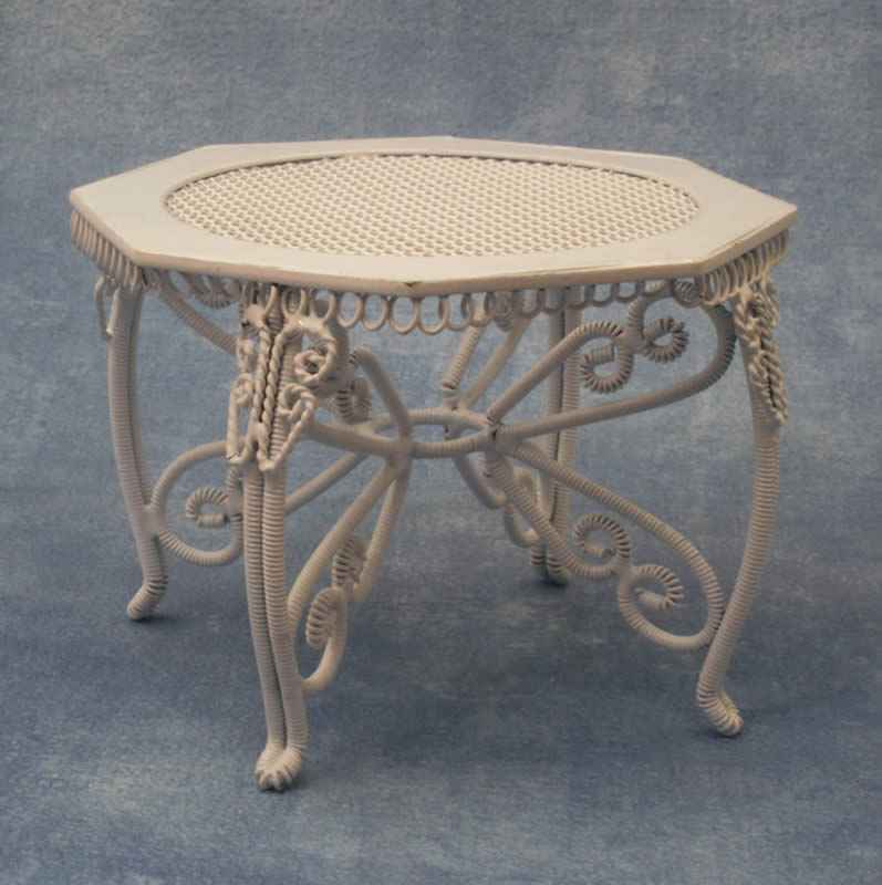 Witte tuintafel