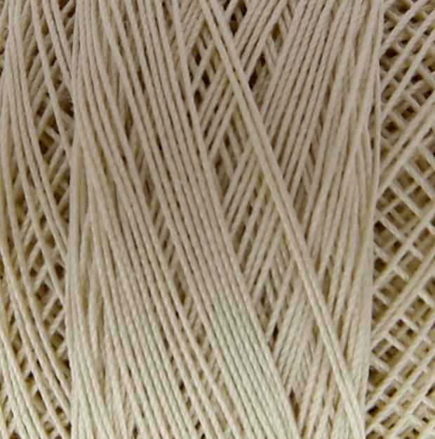 DMC-80 kleur ecru per bol   