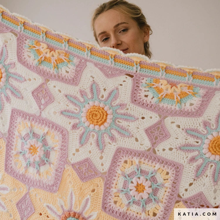 Katia CAL Stars in Bloom