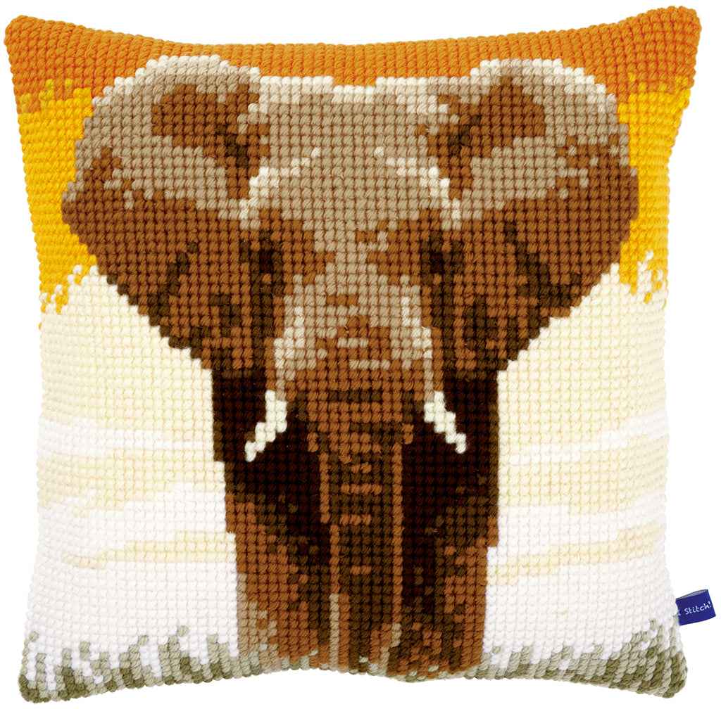 Kussenpakket olifant op de savanne