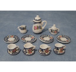 Theeset met bloemen